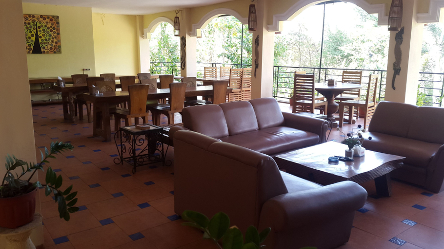 Food & Drinks 2, Centro Bajo Hotel, West Manggarai