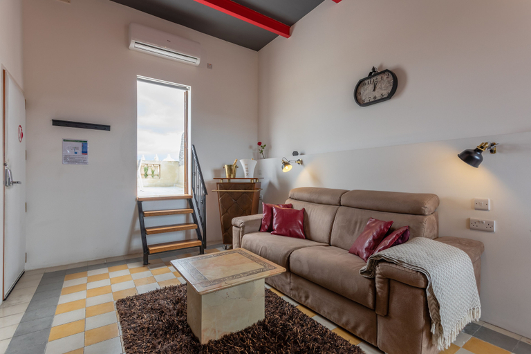 Others 5, Maleth Inn Guest House