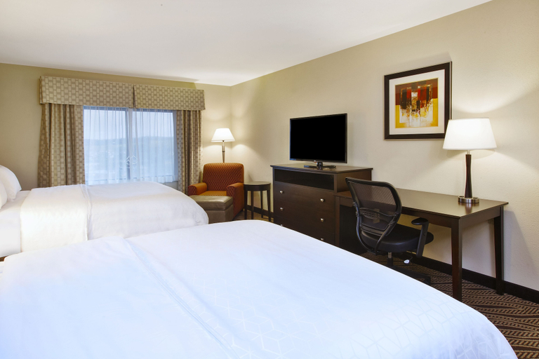 Bedroom 3, Holiday Inn Express & Suites WASHINGTON - MEADOW LANDS by IHG, Washington