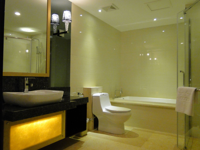 Bathroom, Wuhan Sentai Zhongyang Hotel, Wuhan