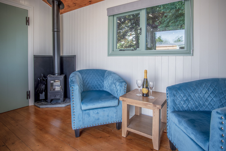 Others 5, Rosemary - 1 Bedroom - Amroth, Pembrokeshire
