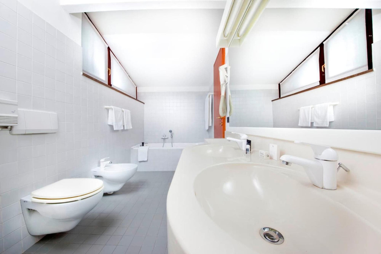 Bathroom 4, Hotel Ai Gelsi, Udine