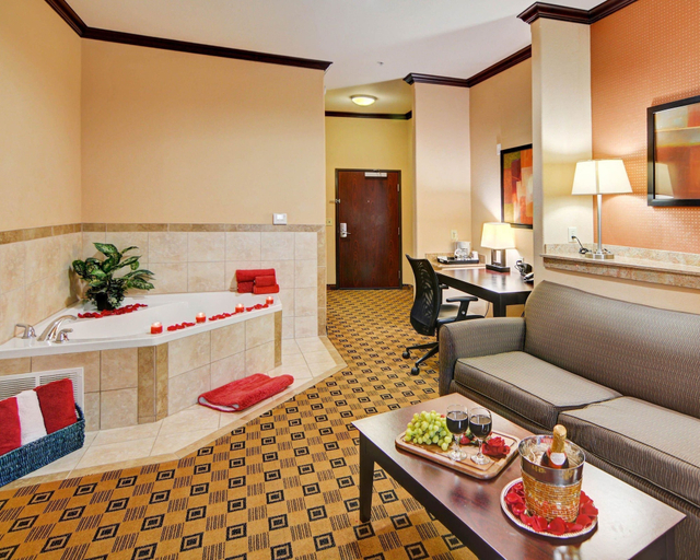 Others 5, Comfort Suites Kilgore, Gregg