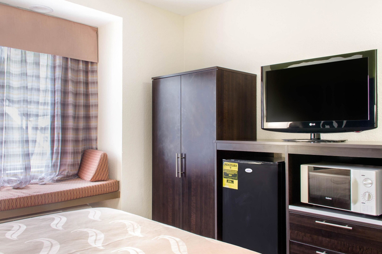 Bedroom 3, Quality Inn & Suites Maggie Valley - Cherokee Area, Haywood