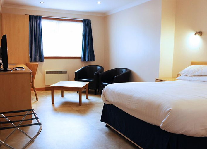 Bedroom 3, Sky Lodge Perth, Perthshire and Kinross