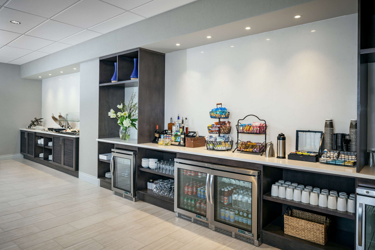 Food & Drinks 5, Hilton Brentwood/Nashville Suites, Williamson