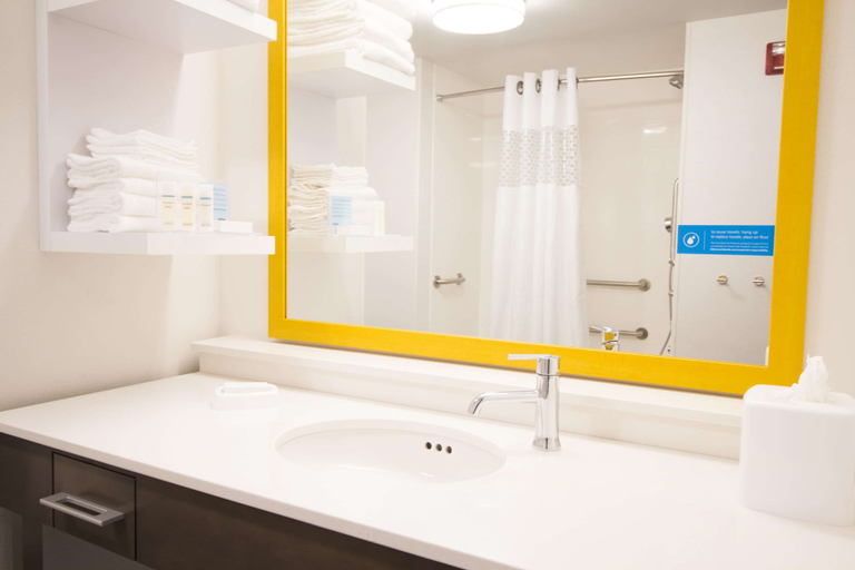 Bathroom 4, Hampton Inn Decatur Mt. Zion, Macon
