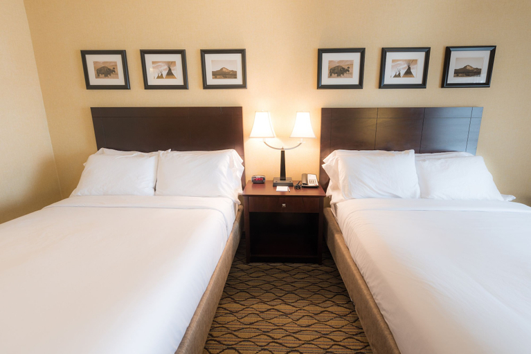 Bedroom 4, Glacier Peaks Hotel, Glacier