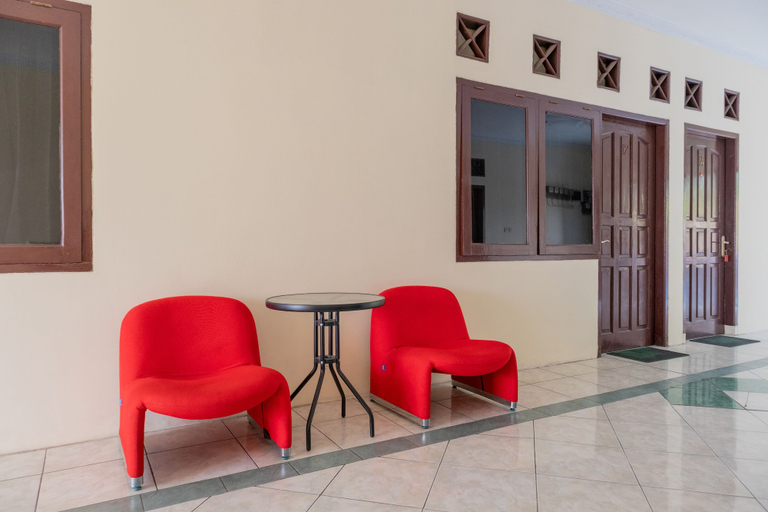 Others 4, OYO 1221 Exclusive 48 Syariah, South Jakarta