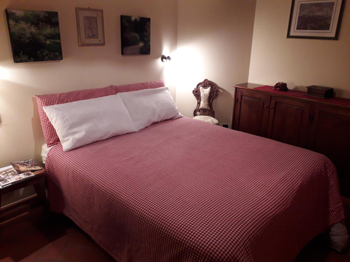 Bedroom 2, B&B La Margine con area benessere, Lucca