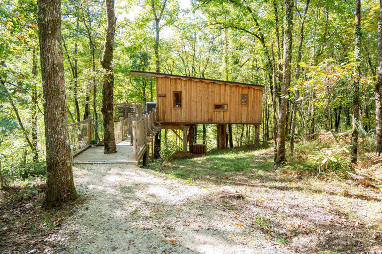 Exterior & Views 2, Les Cabanes Perchées du Mas del Bosc, Lot