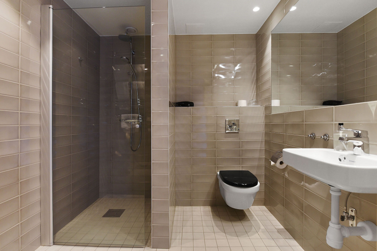 Bathroom 4, Ersta Konferens & Hotell, Stockholm