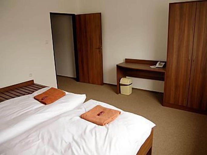 Bedroom 2, Penzion* ADONAI SLOVAKIA, Banská Bystrica