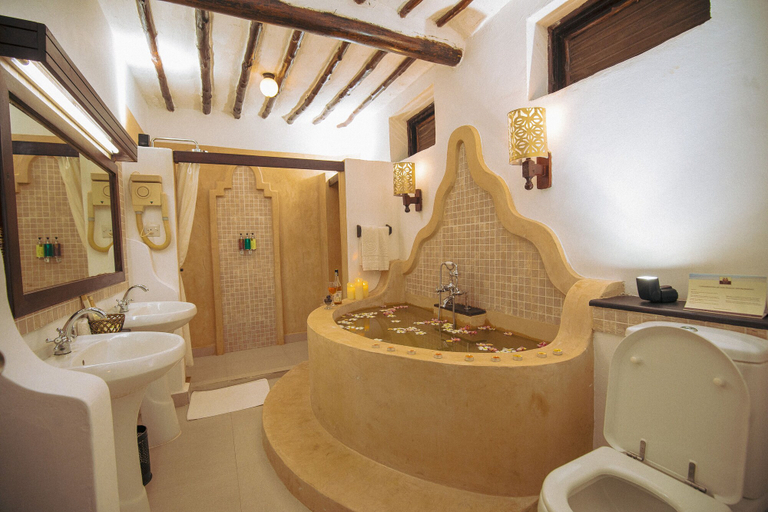 Bathroom 5, Zanzibar Beach Resort, Magharibi