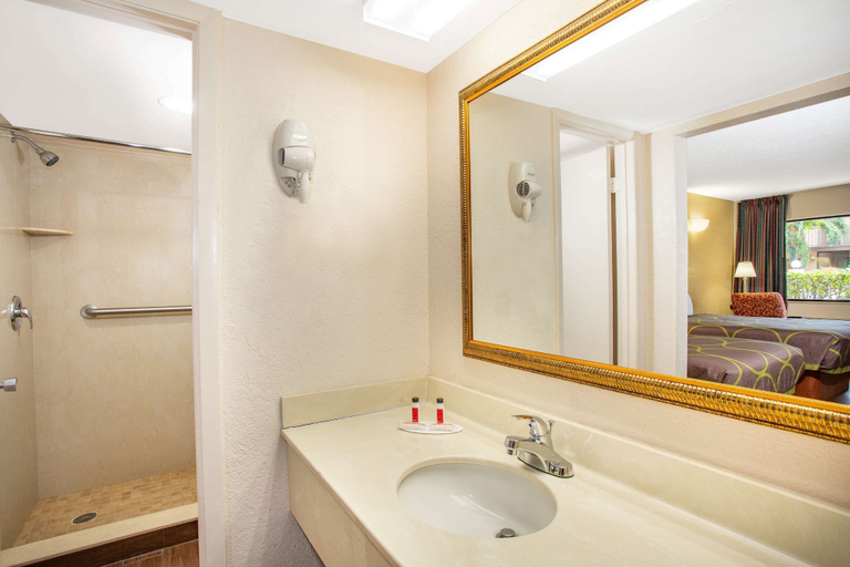 Bathroom 4, Super 8 by Wyndham North Palm Beach, Palm Beach