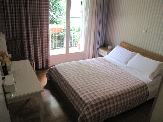 Bedroom 2, Athens Quality Apartments, Attica