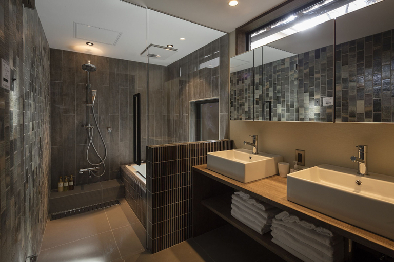 Bathroom, Choya Gosho-Minami, Kyoto