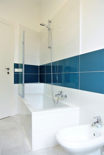 Bathroom 4, Be Central Rooms, Palermo