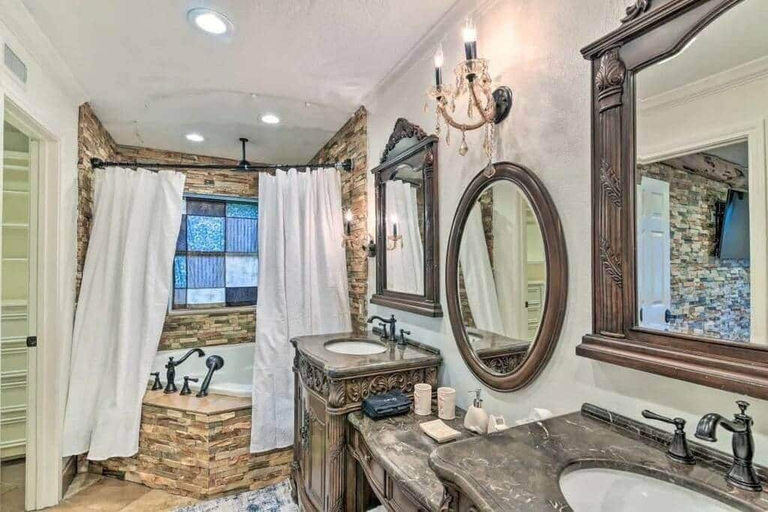 Bathroom 4, Absolute Paradise Galveston, Galveston