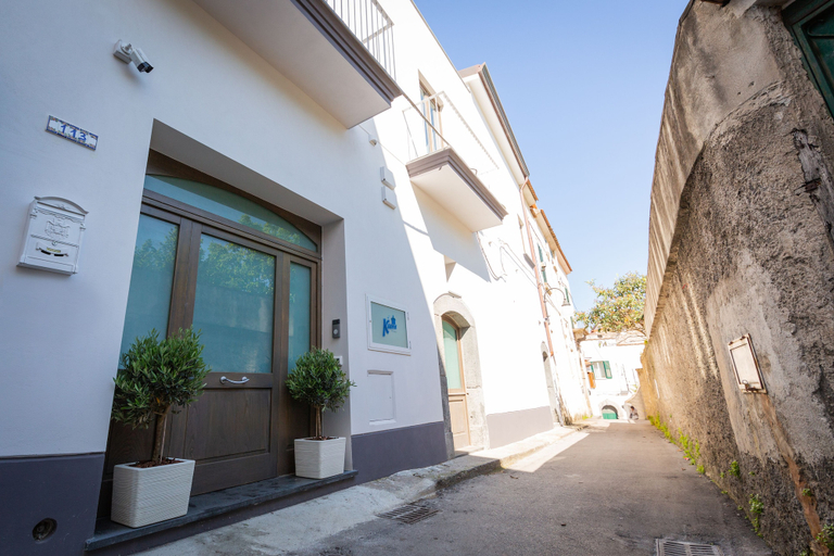 Exterior & Views 2, Relais Kaora GUESTHOUSE, Napoli