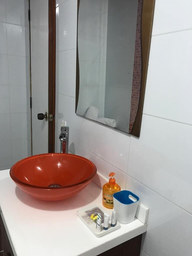 Bathroom 4, Freedom Of the Seas San Andres, San Andrés