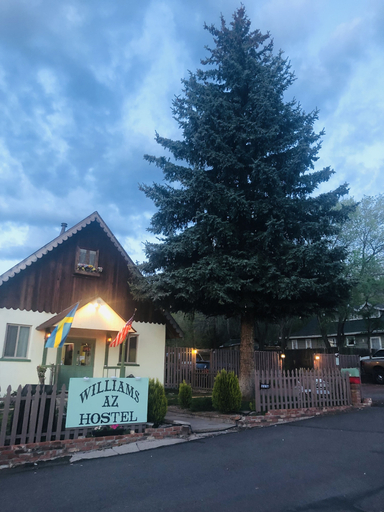 Exterior & Views 2, Williams AZ Hostel, Coconino