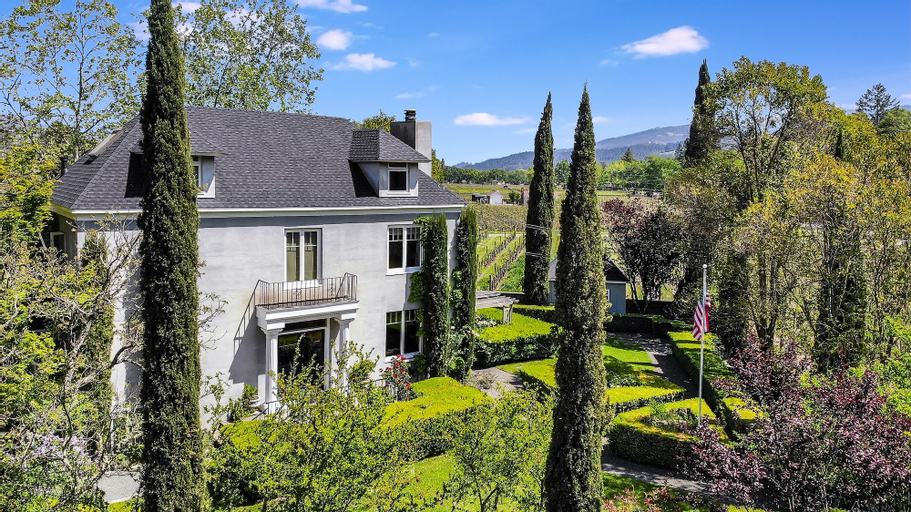 Chateau De Vie, Napa