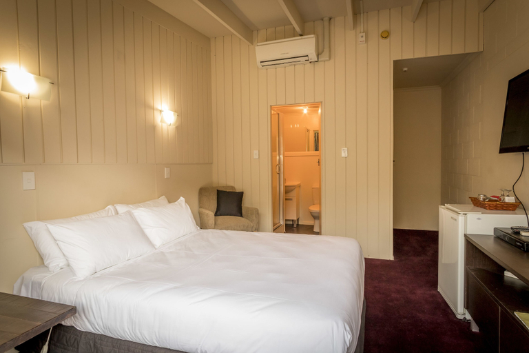 Bedroom 3, New Orleans Hotel, Queenstown-Lakes