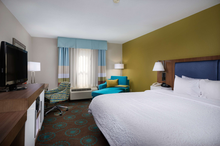 Bedroom 3, Hampton Inn Goldsboro NC, Wayne