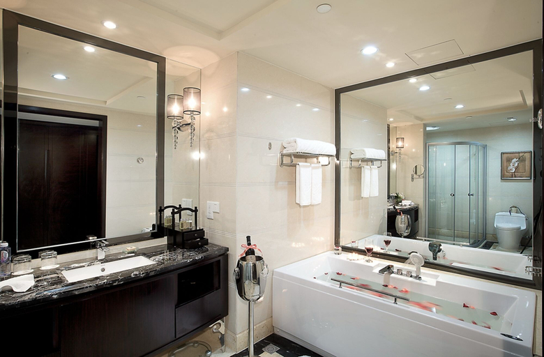 Bathroom 4, Ctry Garden Phoenix Hot Spring Taizhou, Taizhou