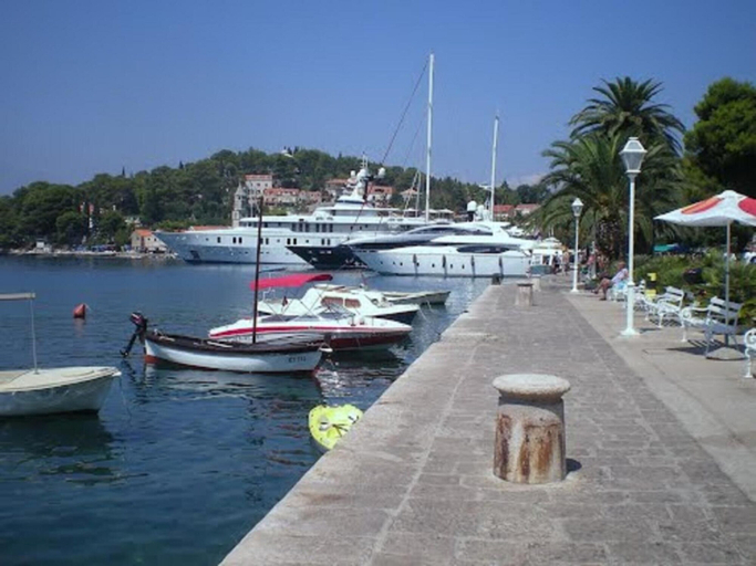 Others 5, Villa Royal, Konavle