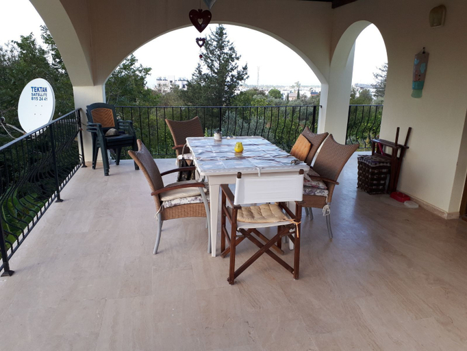 Others 3, Sea Breeze Mountain Villa