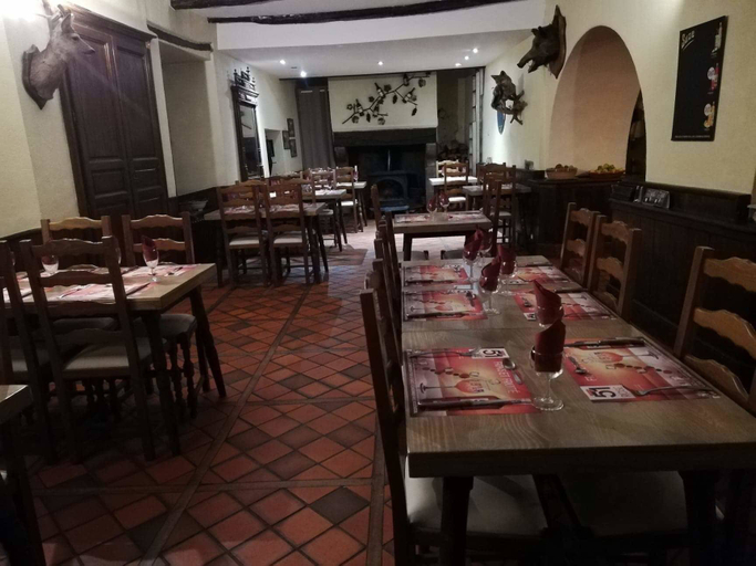 Food & Drinks 2, Hotel des Voyageurs, Cantal