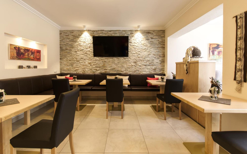 Food & Drinks 4, Garni Bellaria, Imst