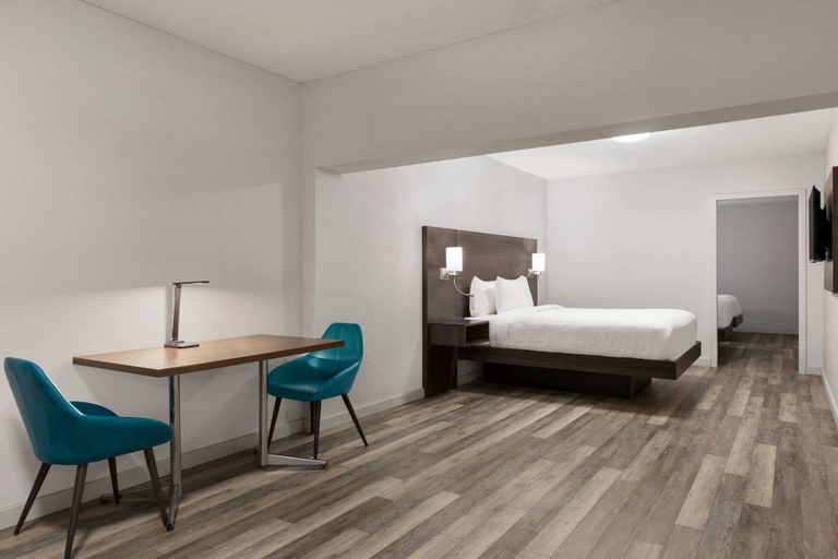 Bedroom 4, Days Inn by Wyndham Saint John New Brunswick, Saint John