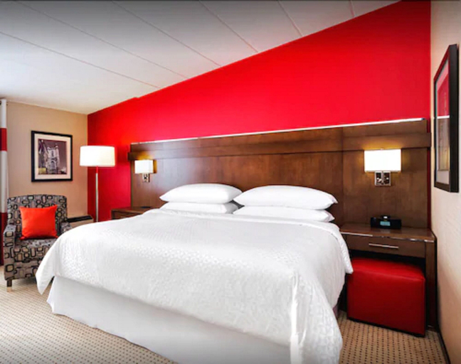 Bedroom 3, Four Points by Sheraton London, Middlesex