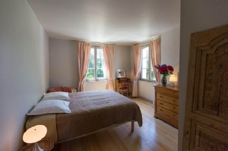 Bedroom 2, Chateau de Lourdes Cancale - St Malo, Ille-et-Vilaine