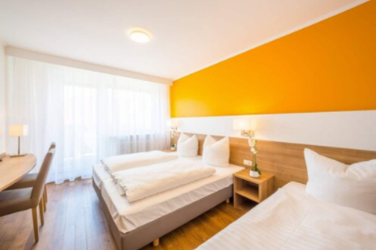 Bedroom 5, Hotel S16, München