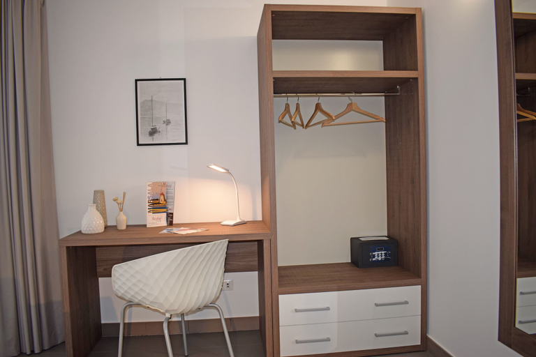 Bedroom 3, Travini Hotel Residence, Trapani