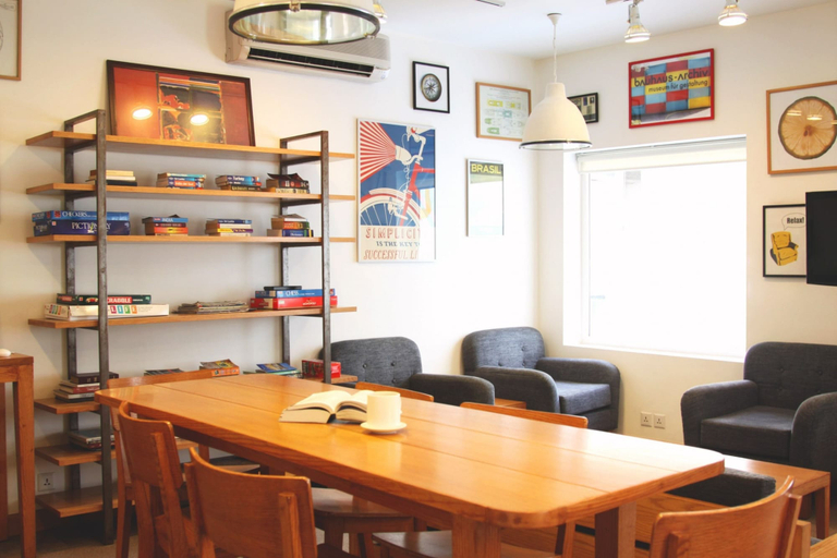 Food & Drinks 5, bloomrooms @ Link Road, Delhi