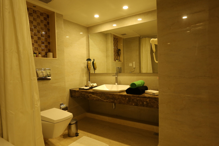 Bathroom 3, Sivaraj Inn Salem, Salem