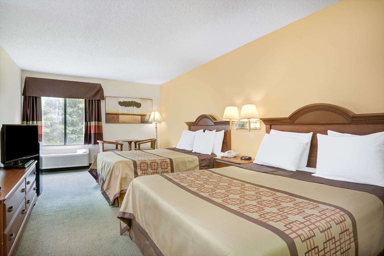 Bedroom 3, Days Inn by Wyndham Burlington East, Alamance