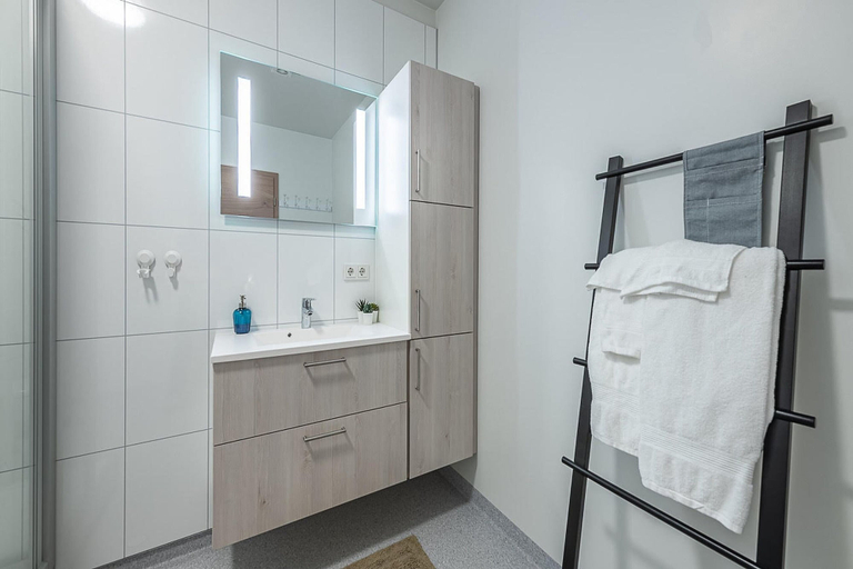 Bathroom 3, Nortia Apartments, Hrunamannahreppur