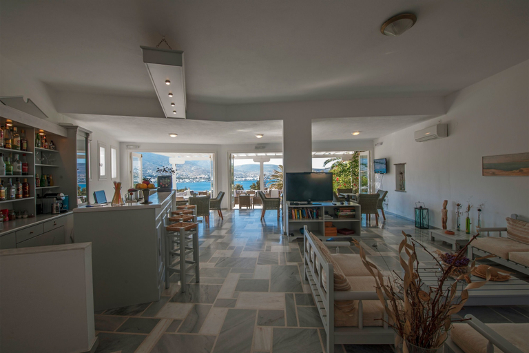 Food & Drinks 5, Akrotiri Hotel, South Aegean