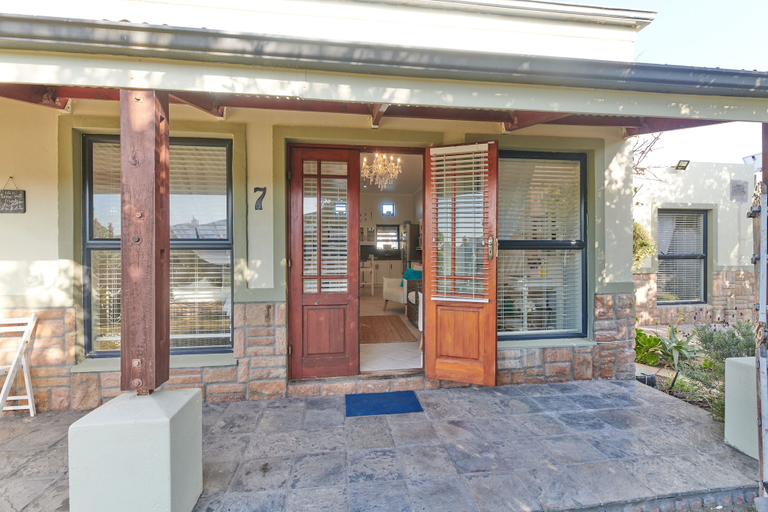 Exterior & Views 2, Fraai Uitzicht Struisbaai, Overberg