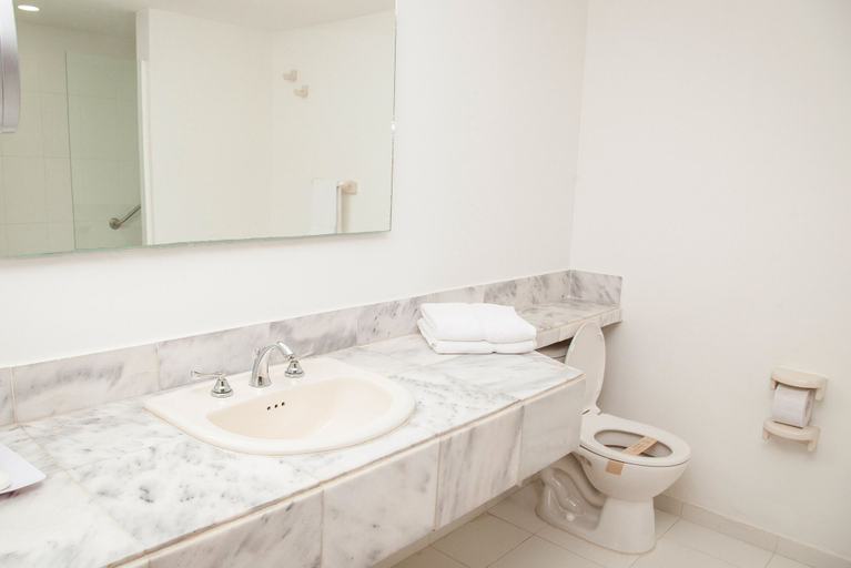 Bathroom, Sol Caribe Sea Flower, San Andrés