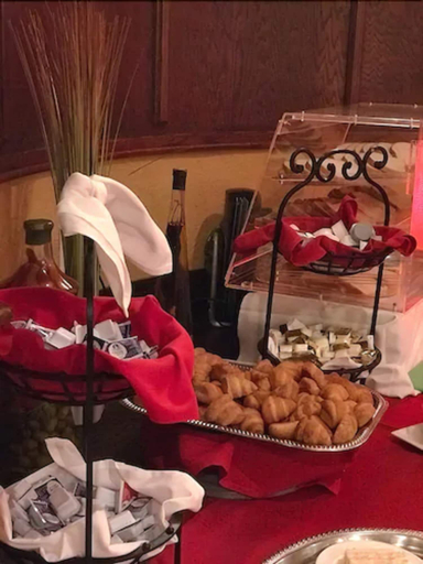 Food & Drinks 5, Meadowlands Plaza Hotel, Secaucus