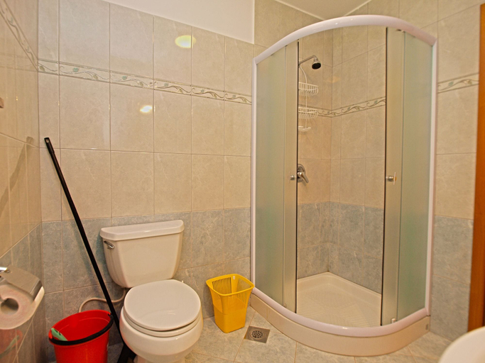 Bathroom 4, Apartment 1094, Sveta Nedelja