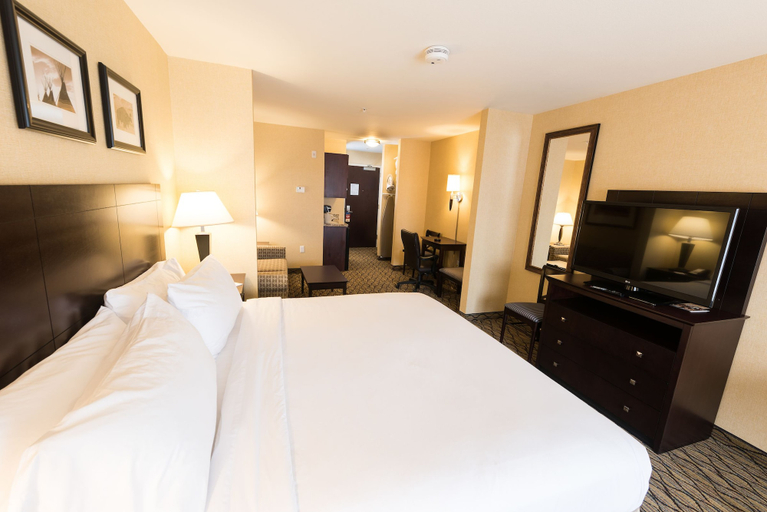 Bedroom 4, Glacier Peaks Hotel, Glacier