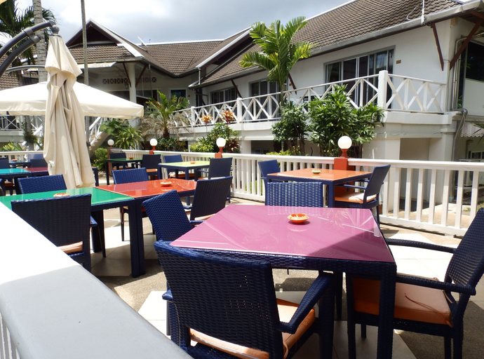 Food & Drinks 5, Serenity Lakeside Resort, Pulau Phuket